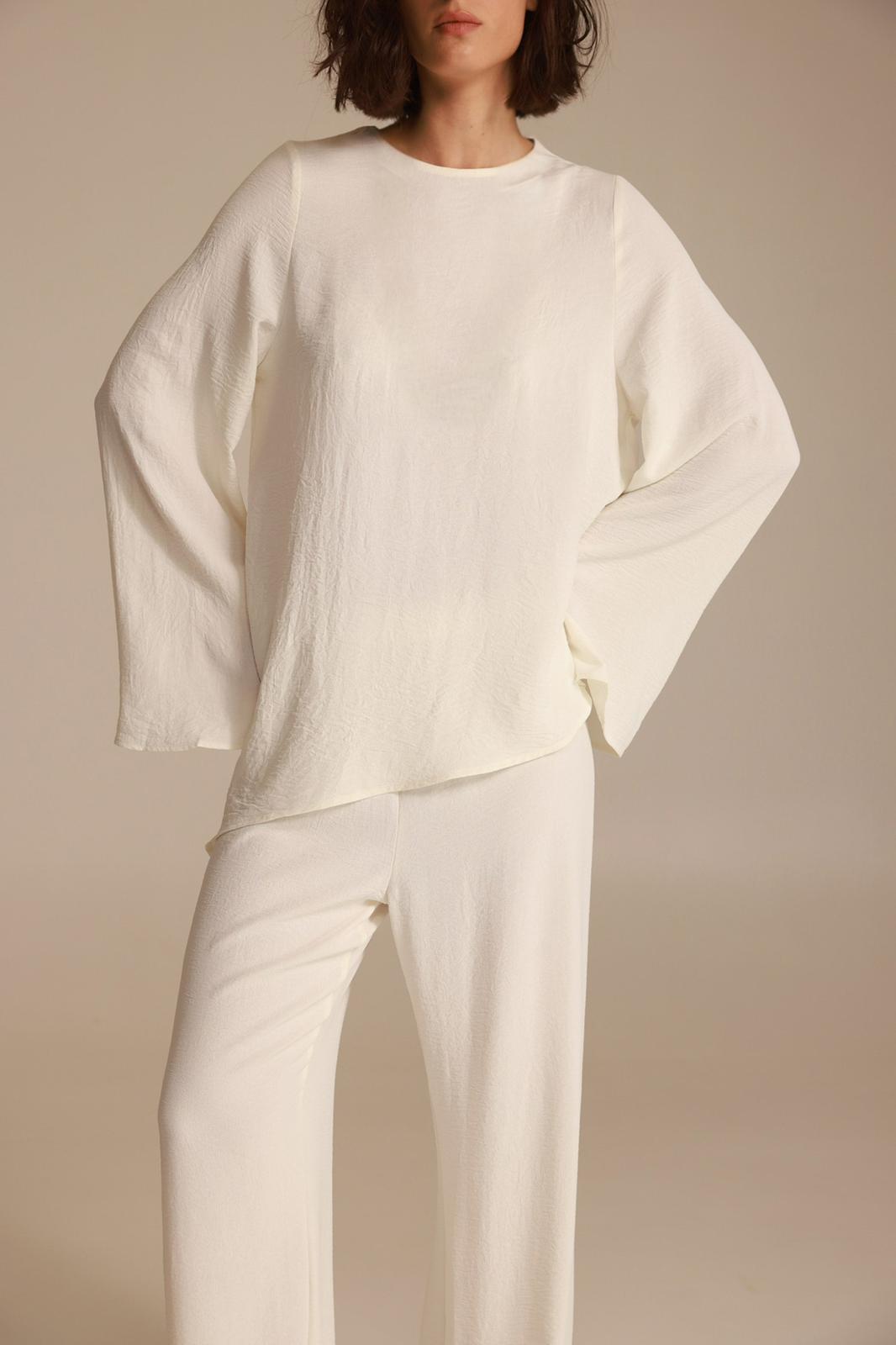 חליפת ג'ולין שמנת