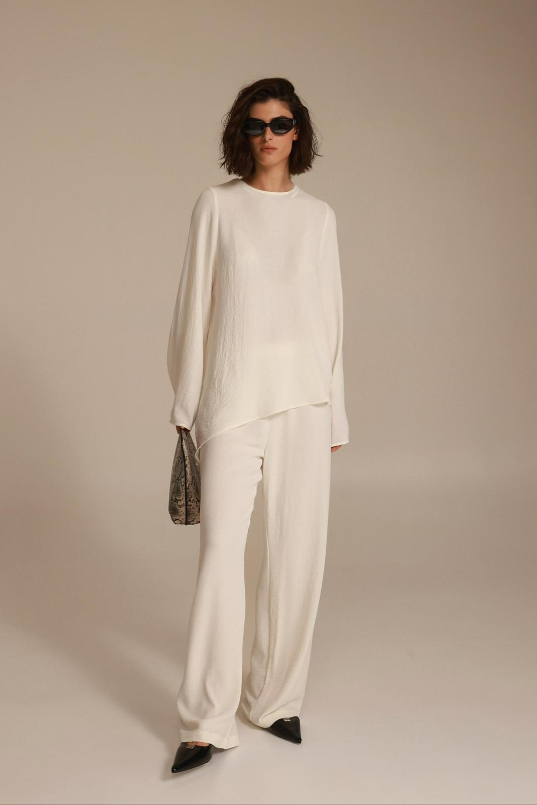 חליפת ג'ולין שמנת