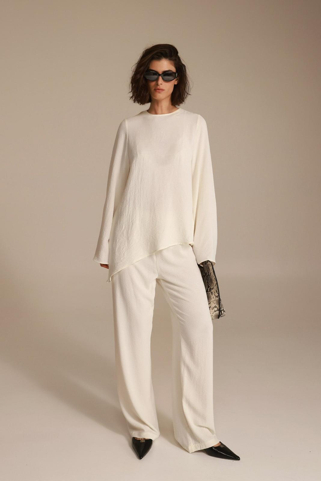 חליפת ג'ולין שמנת