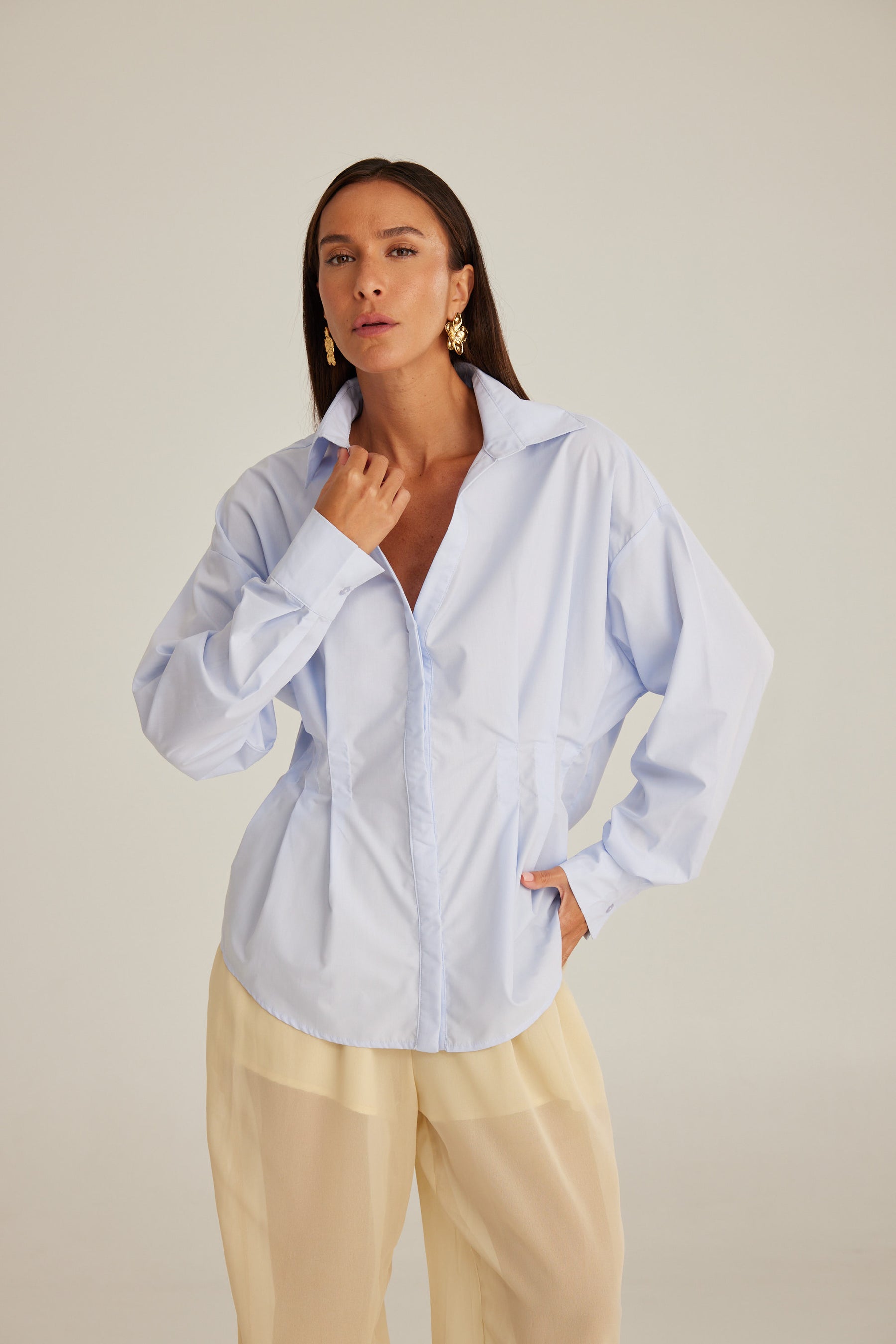 חולצת ואליס מכופתרת כחולה